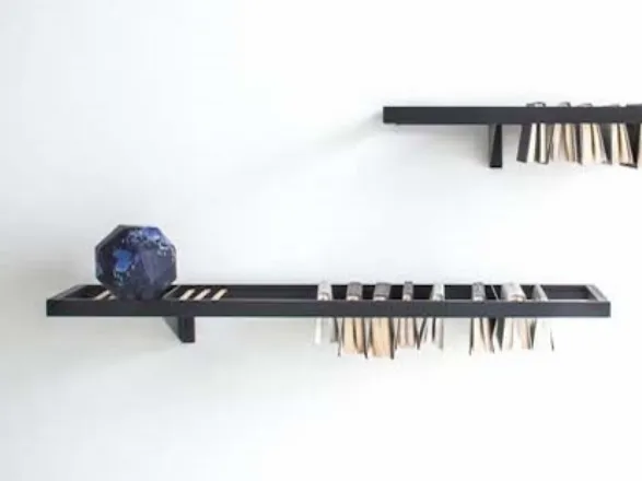 Pensili di design in legno Booken di Lema