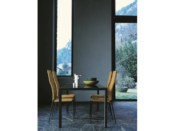 Sedia da pranzo con schienale alto Lialta di Zanotta