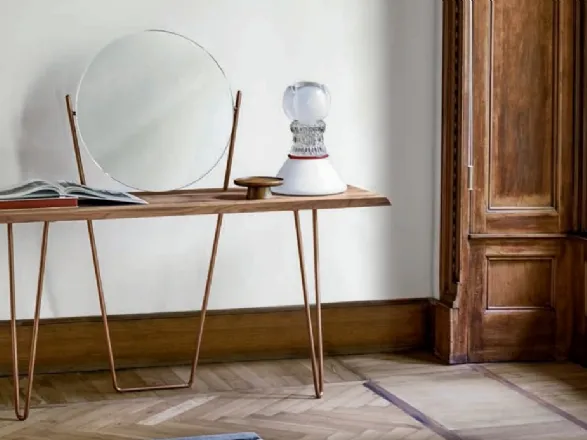 Consolle in metallo di design con specchio Coseno di Bonaldo