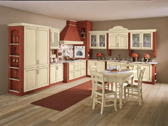 Cucina con colonne a muro e ante in legno Comp 05 di Arrex