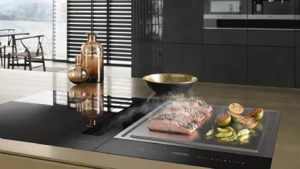Piano Cottura CS7632FL con Teppan Yaki ad induzione di Miele