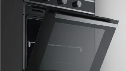 Forno con sistema Smooth2Close di Franke