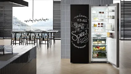 Frigorifero KS28463Dbb da posizionamento libero in Blackboard edition di Miele