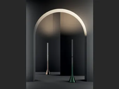 Lampada da terra di design Croma di Lodes