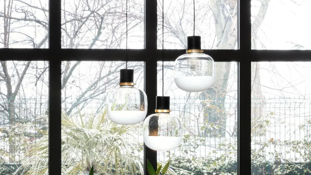 Lampada in vetro con finitura trasparente e satinata Ghost Sospensione di Midj