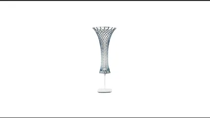 Lampada da terra in metallo con diffusore in cuoio Guapa Floor Lamp di Midj
