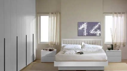 Letto in legno con testiera Stefy di Fratelli Elli