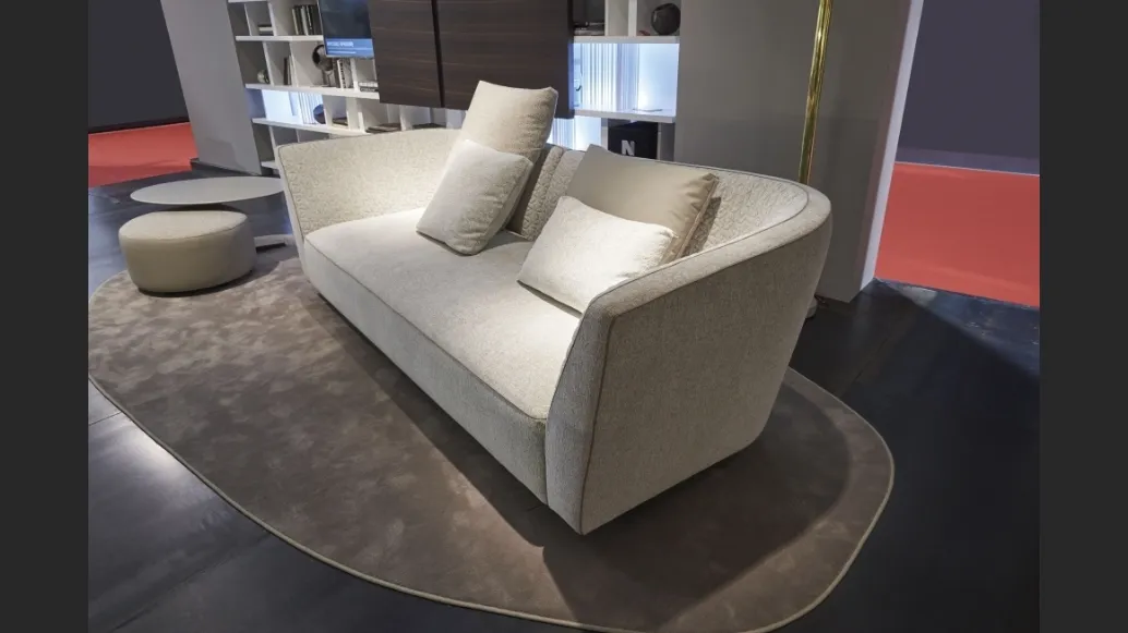 Divano lineare Cloud Limited Edition di Art Nova