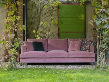 Divano lineare in tessuto vellutato rosa Dallas di Flexstyle