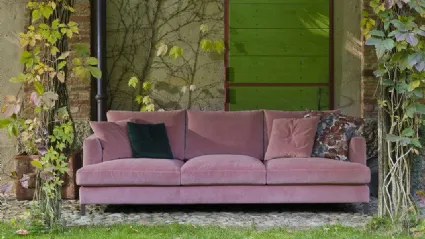 Divano lineare in tessuto vellutato rosa Dallas di Flexstyle
