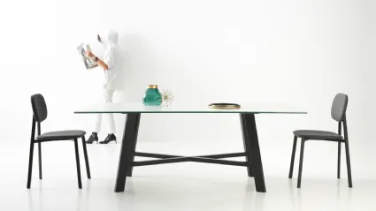 Tavolo Thor Fisso con piano in vetro ceramica marmo statuario di Pointhouse