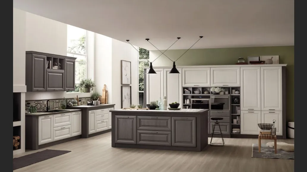 Cucina Classica con isola Lola in Frassino Decapè Ghiaccio e Grigio Antracite di Arrex