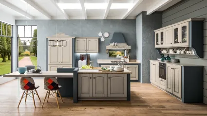 Cucina in Muratura con isola Magda in legno Decapé Ecru con top in pietra naturale di Arrex