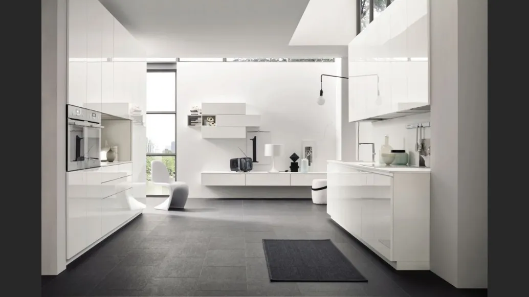 Cucina Moderna lineare Loft Line in laccato Bianco lucido di Arrex