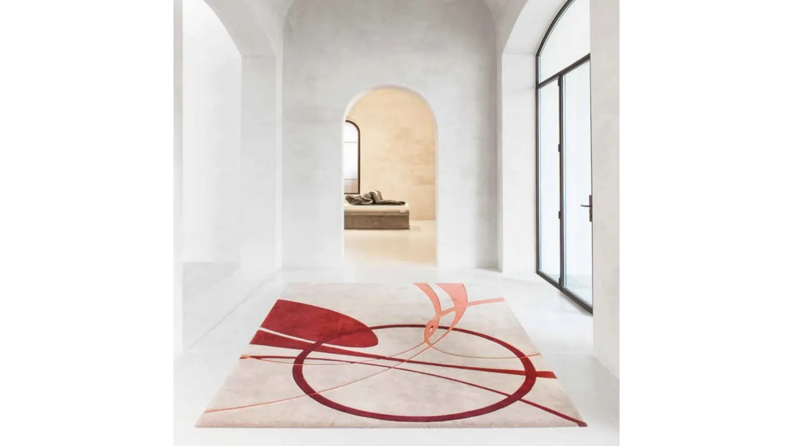 Tappeto chiaro con grafica geometrica in bordeaux e rosa Hand Tufted 07 di Cigierre