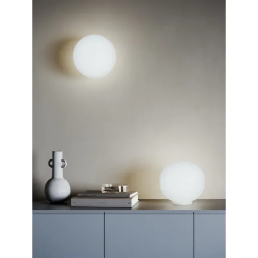 Lampada Volum in vetro da tavolo e parete di Lodes