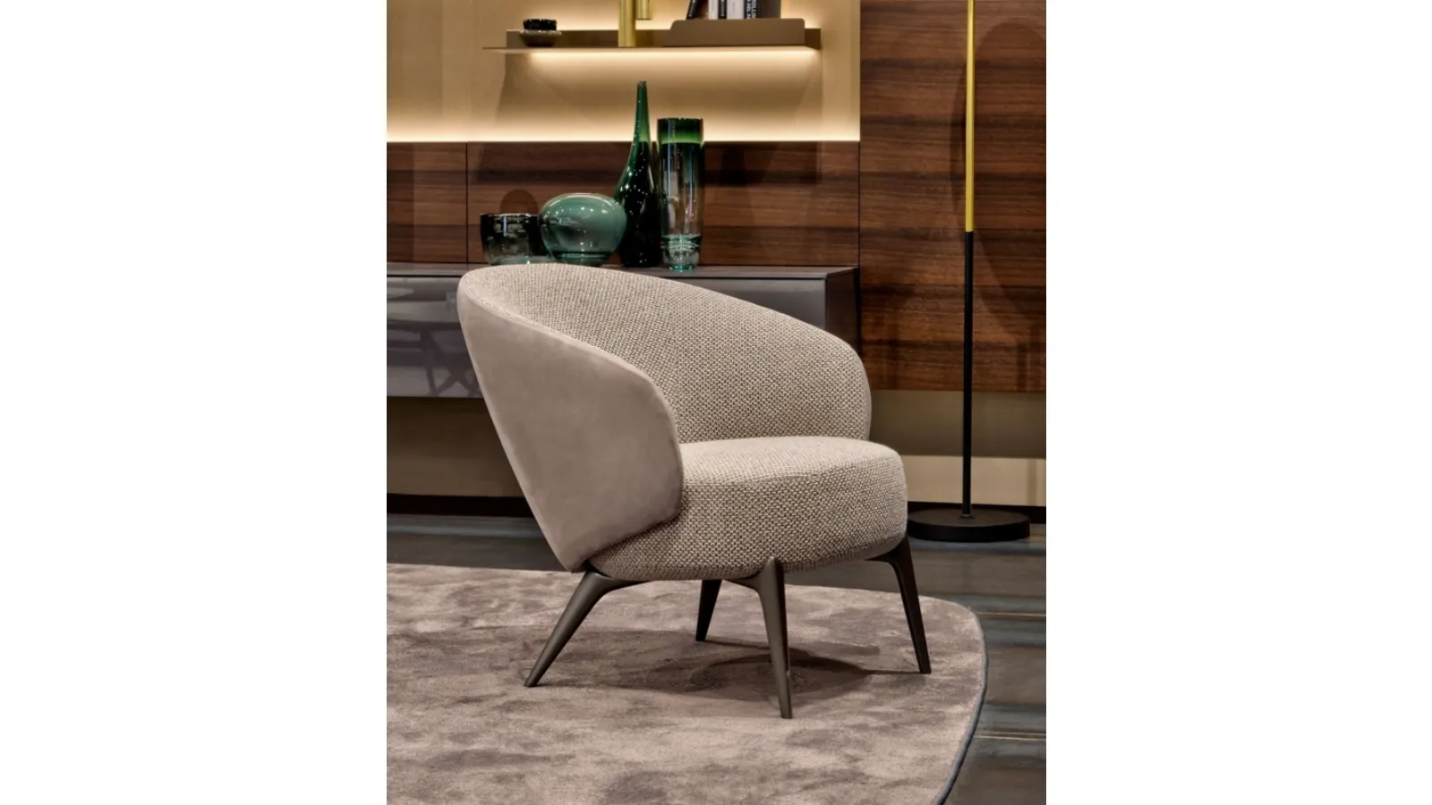 Poltroncina di design Helen di Art Nova