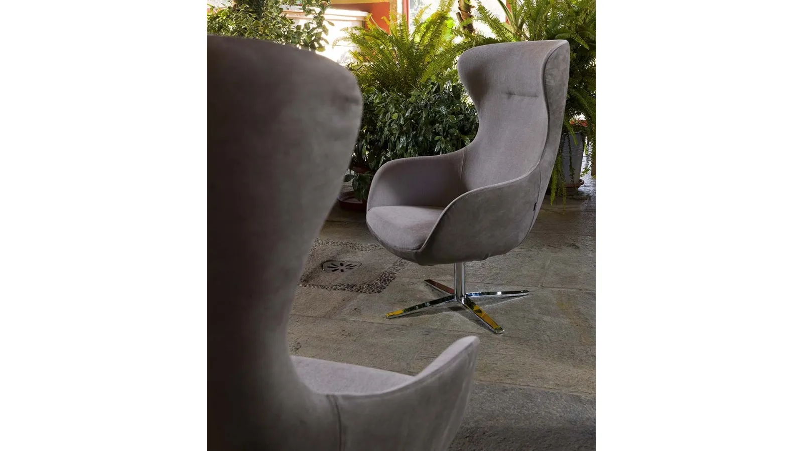 Poltrona in tessuto con base in acciaio Picked di Flexstyle