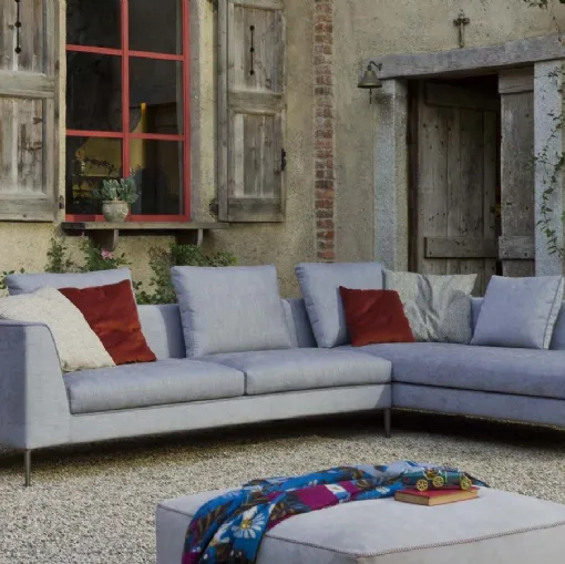 Divano in tessuto con penisola Estelle di Flexstyle