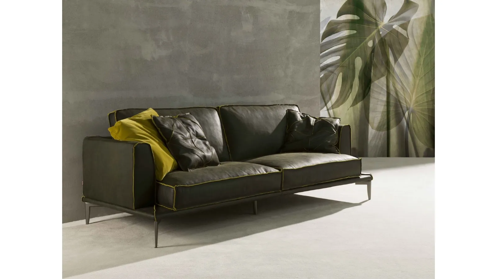 Divano lineare in pelle Sherwood Taglio Vivo di Flexstyle